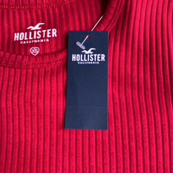 NWT!! Hollister Long Sleeve Cut Out Shirt — Size XS!! - Picture 6 of 7